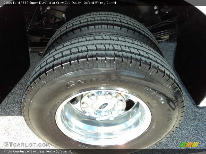 Oxford White / Camel 2009 Ford F350 Super Duty Lariat Crew Cab Dually