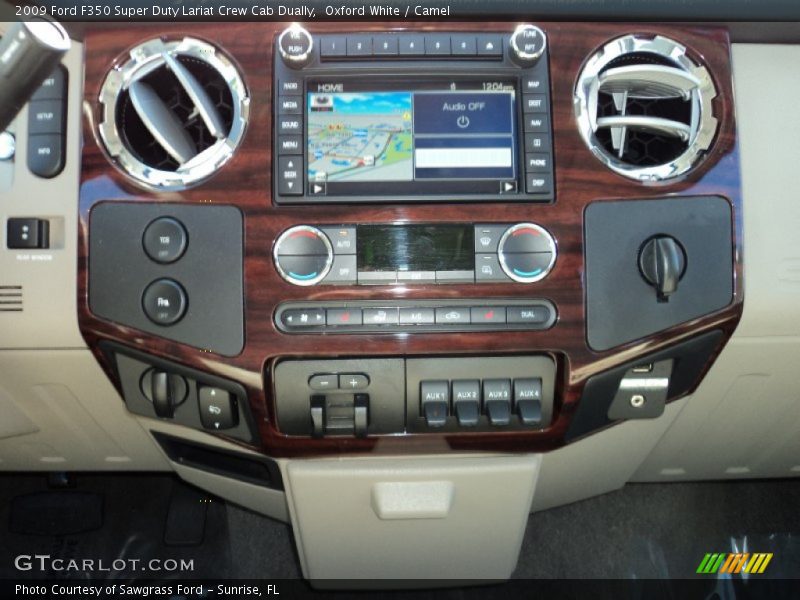 Controls of 2009 F350 Super Duty Lariat Crew Cab Dually