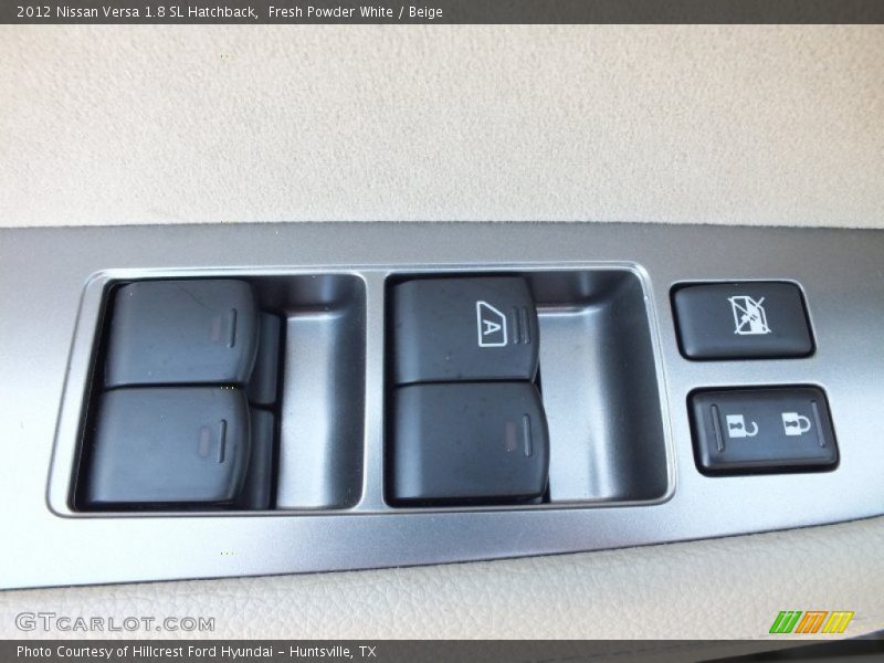 Fresh Powder White / Beige 2012 Nissan Versa 1.8 SL Hatchback