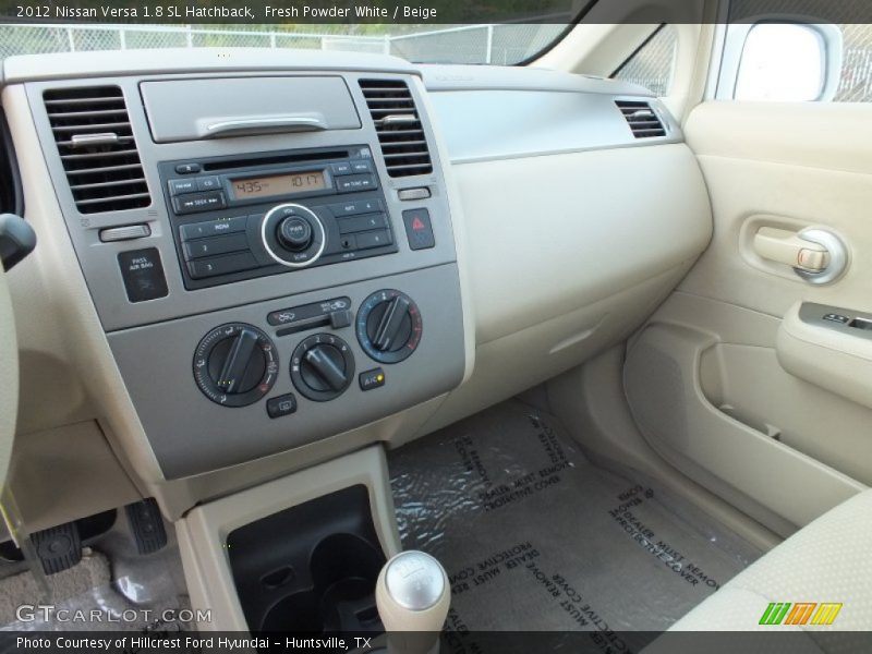 Fresh Powder White / Beige 2012 Nissan Versa 1.8 SL Hatchback