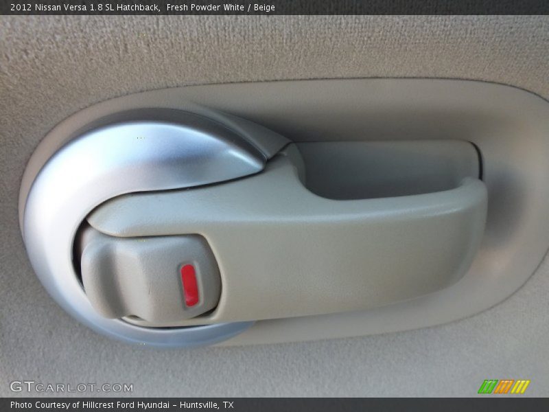 Fresh Powder White / Beige 2012 Nissan Versa 1.8 SL Hatchback