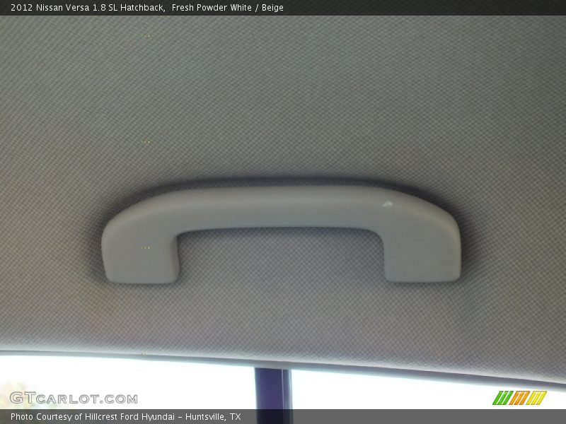 Fresh Powder White / Beige 2012 Nissan Versa 1.8 SL Hatchback