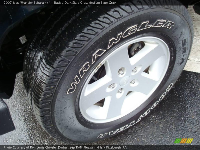 Black / Dark Slate Gray/Medium Slate Gray 2007 Jeep Wrangler Sahara 4x4