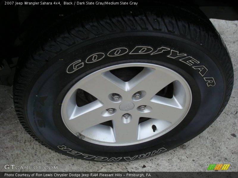 Black / Dark Slate Gray/Medium Slate Gray 2007 Jeep Wrangler Sahara 4x4