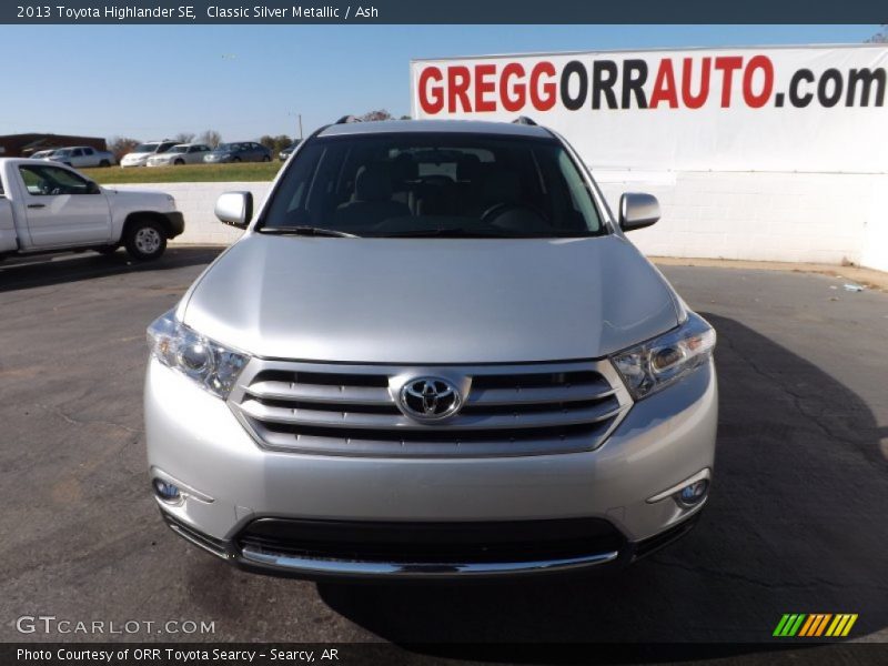 Classic Silver Metallic / Ash 2013 Toyota Highlander SE