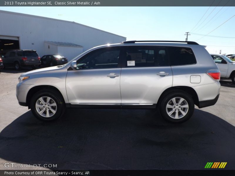 Classic Silver Metallic / Ash 2013 Toyota Highlander SE