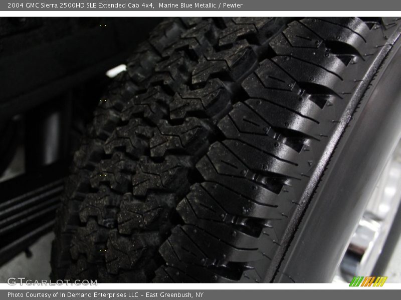 Marine Blue Metallic / Pewter 2004 GMC Sierra 2500HD SLE Extended Cab 4x4