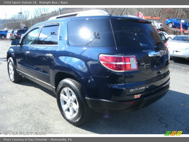 Midnight Blue / Black 2009 Saturn Outlook XE
