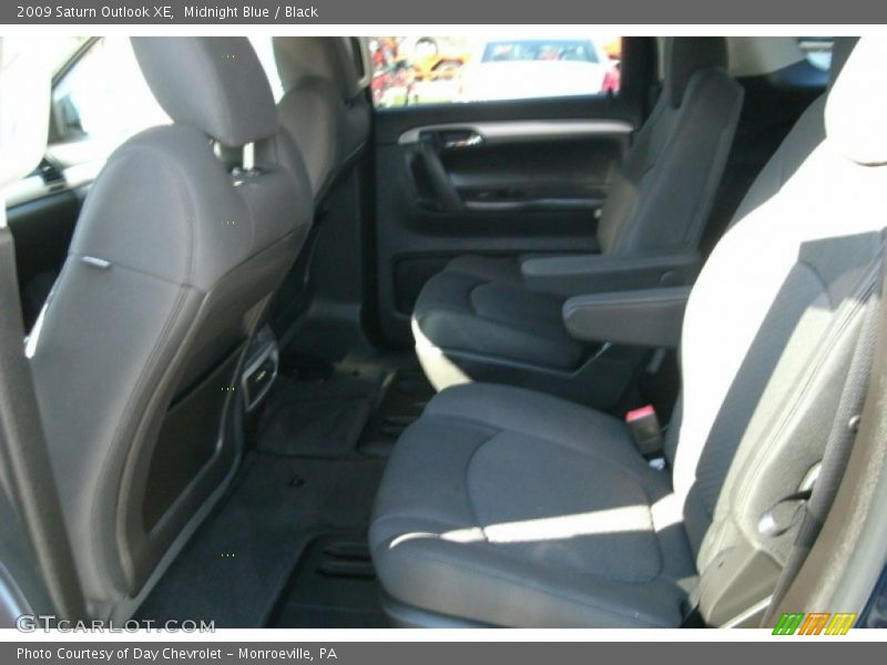 Midnight Blue / Black 2009 Saturn Outlook XE
