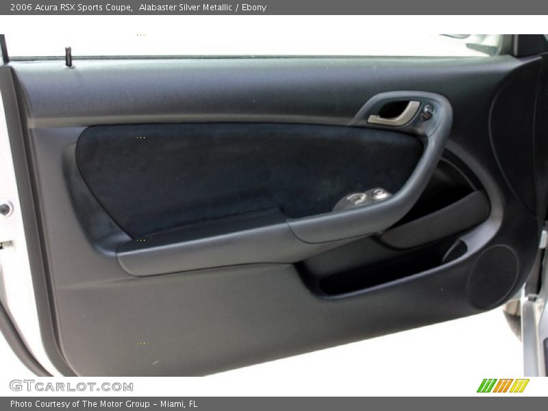 Door Panel of 2006 RSX Sports Coupe