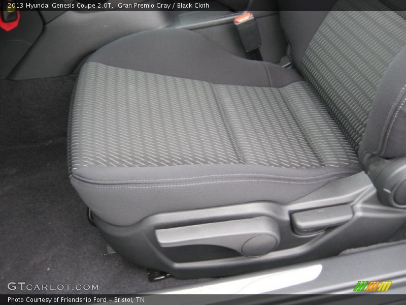 Gran Premio Gray / Black Cloth 2013 Hyundai Genesis Coupe 2.0T