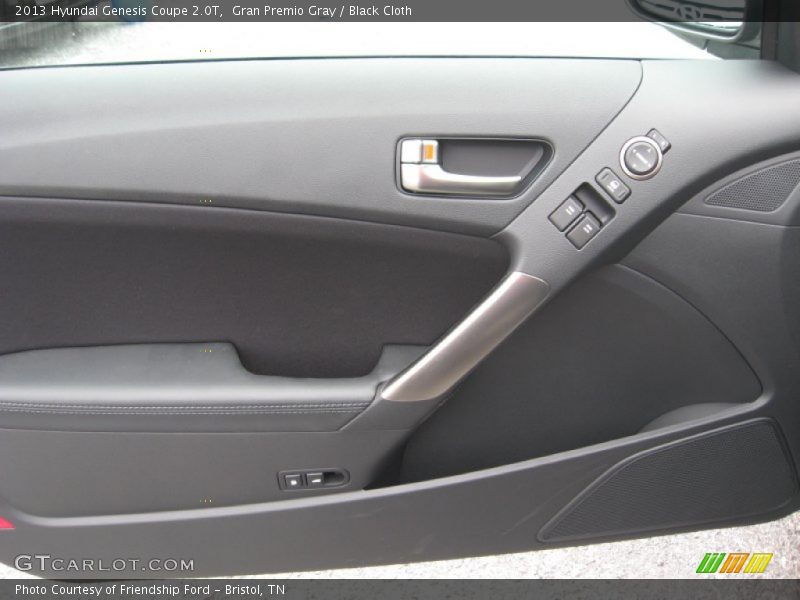Gran Premio Gray / Black Cloth 2013 Hyundai Genesis Coupe 2.0T