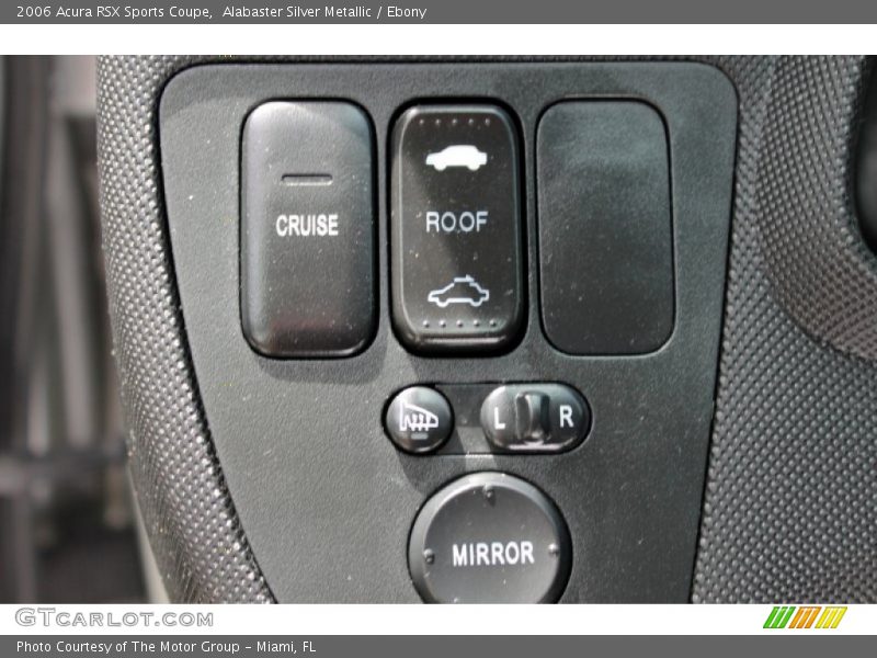 Controls of 2006 RSX Sports Coupe