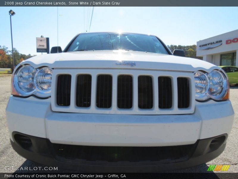 Stone White / Dark Slate Gray 2008 Jeep Grand Cherokee Laredo
