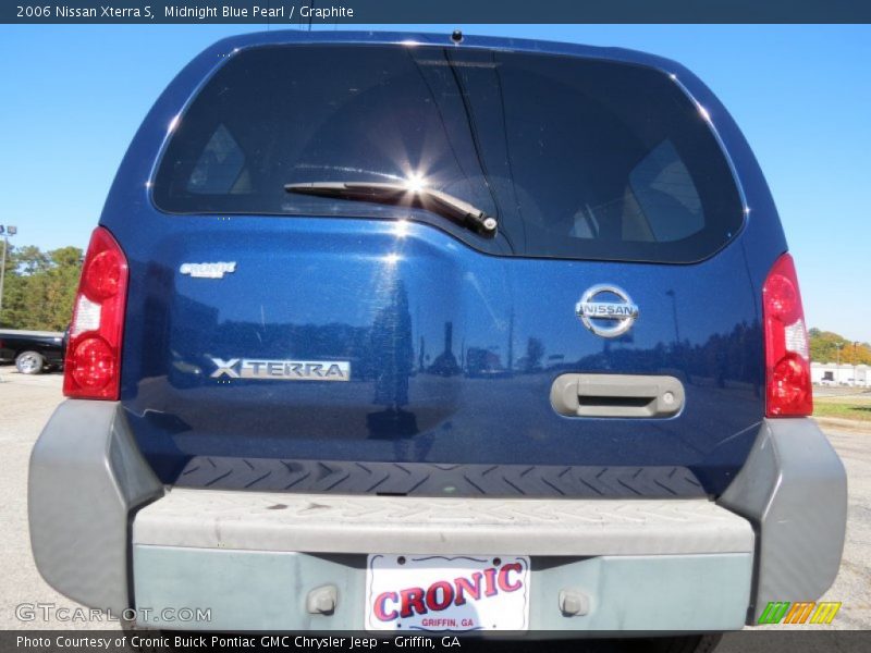 Midnight Blue Pearl / Graphite 2006 Nissan Xterra S