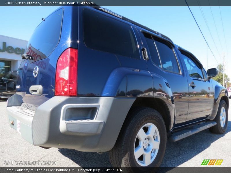 Midnight Blue Pearl / Graphite 2006 Nissan Xterra S