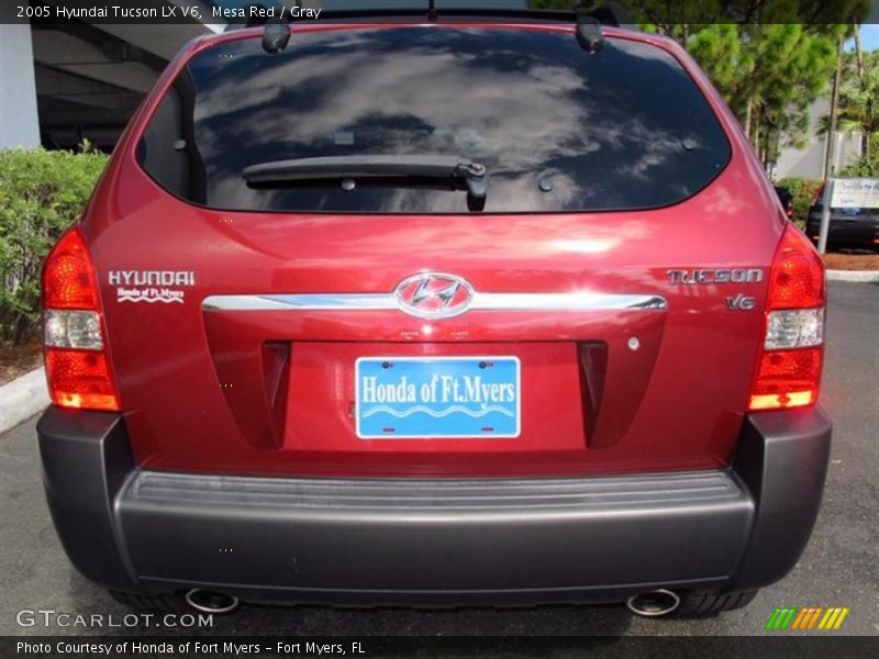 Mesa Red / Gray 2005 Hyundai Tucson LX V6