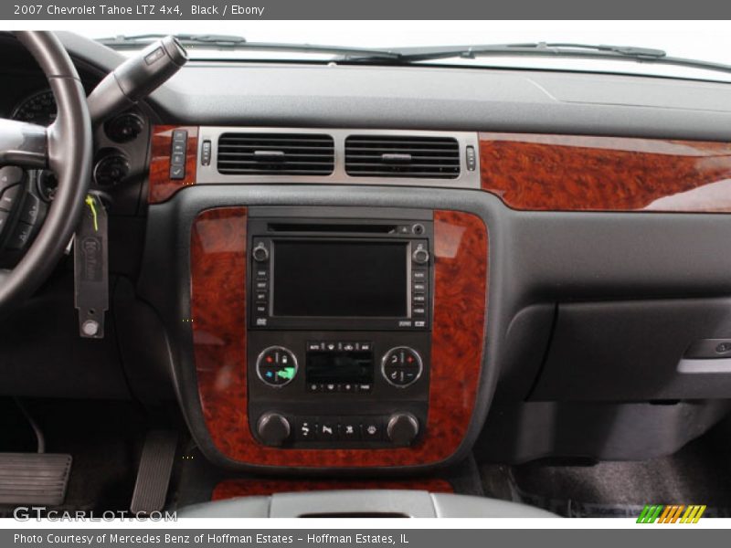 Black / Ebony 2007 Chevrolet Tahoe LTZ 4x4