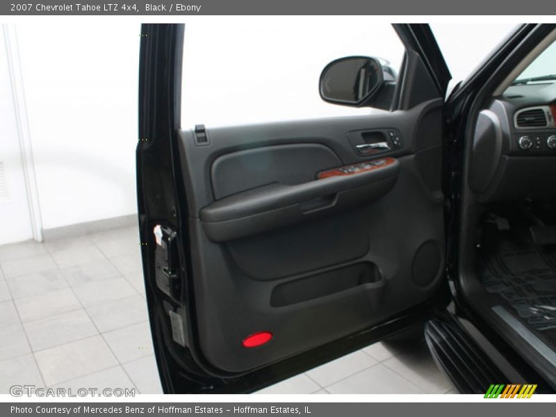 Black / Ebony 2007 Chevrolet Tahoe LTZ 4x4