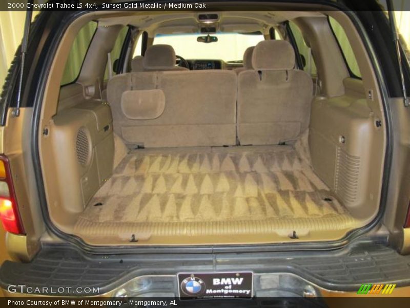 Sunset Gold Metallic / Medium Oak 2000 Chevrolet Tahoe LS 4x4