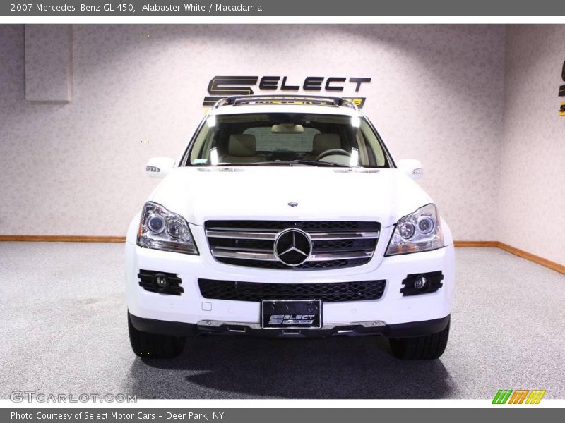 Alabaster White / Macadamia 2007 Mercedes-Benz GL 450