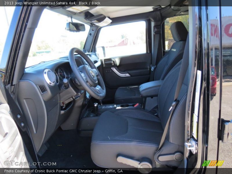 Black / Black 2013 Jeep Wrangler Unlimited Sahara 4x4