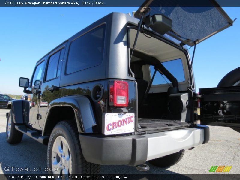 Black / Black 2013 Jeep Wrangler Unlimited Sahara 4x4