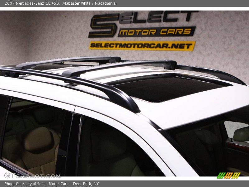 Alabaster White / Macadamia 2007 Mercedes-Benz GL 450