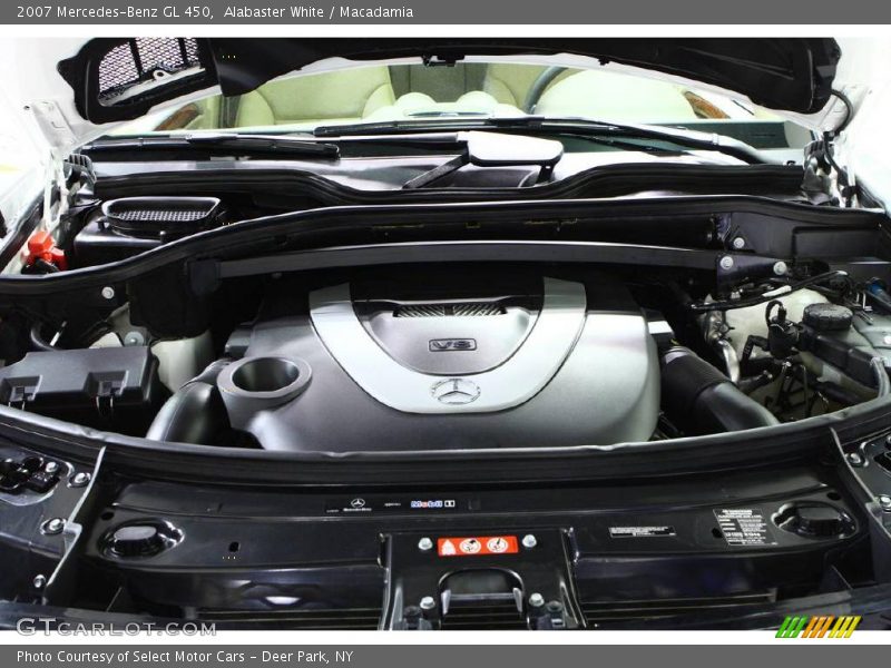 Alabaster White / Macadamia 2007 Mercedes-Benz GL 450