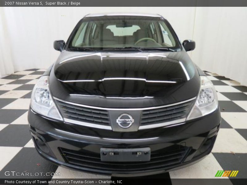 Super Black / Beige 2007 Nissan Versa S