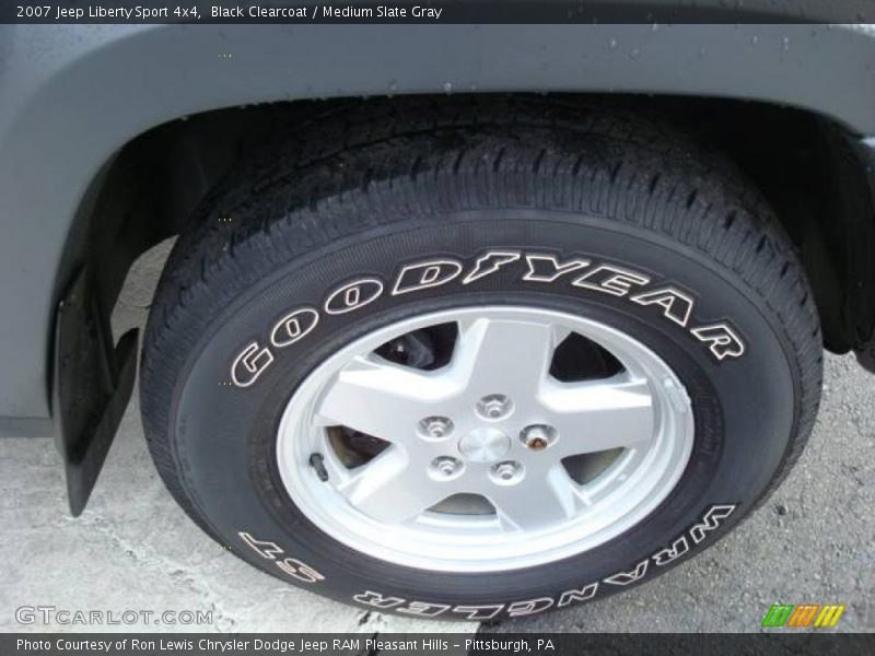Black Clearcoat / Medium Slate Gray 2007 Jeep Liberty Sport 4x4