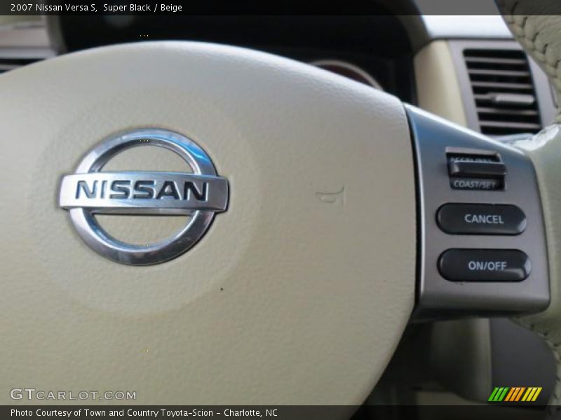 Super Black / Beige 2007 Nissan Versa S