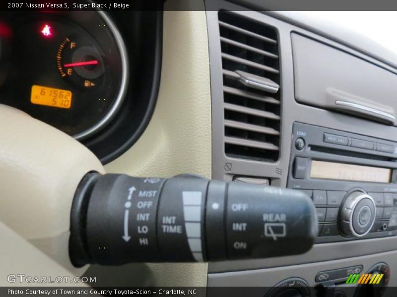 Super Black / Beige 2007 Nissan Versa S