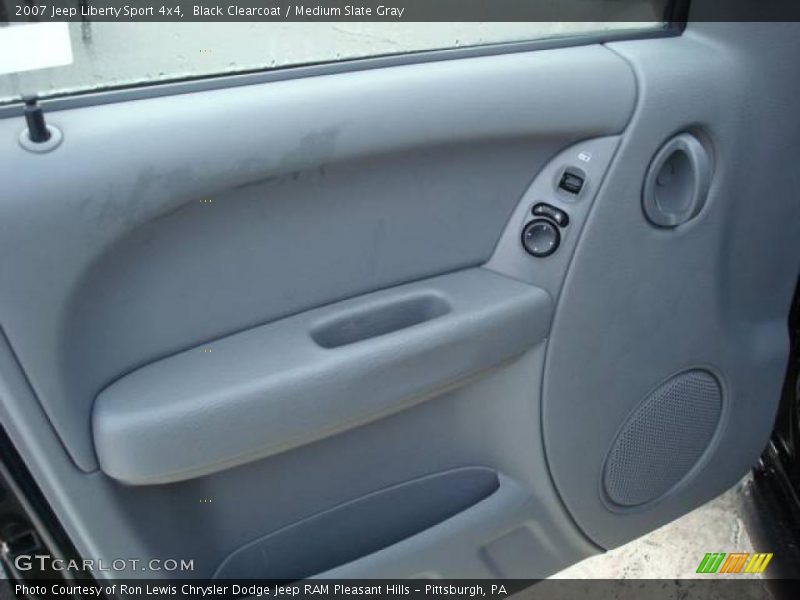 Black Clearcoat / Medium Slate Gray 2007 Jeep Liberty Sport 4x4