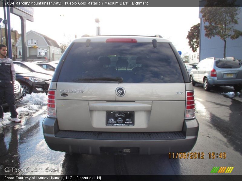 Pueblo Gold Metallic / Medium Dark Parchment 2004 Mercury Mountaineer AWD