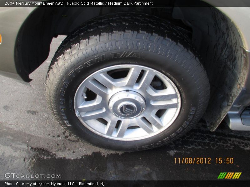 Pueblo Gold Metallic / Medium Dark Parchment 2004 Mercury Mountaineer AWD