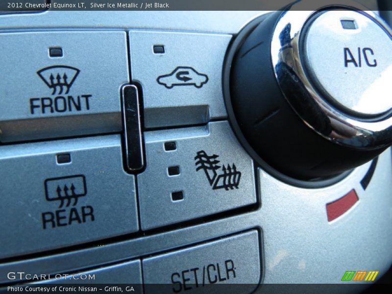 Silver Ice Metallic / Jet Black 2012 Chevrolet Equinox LT