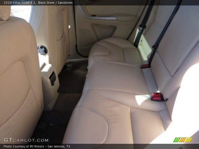 Black Stone / Sandstone 2010 Volvo XC60 3.2