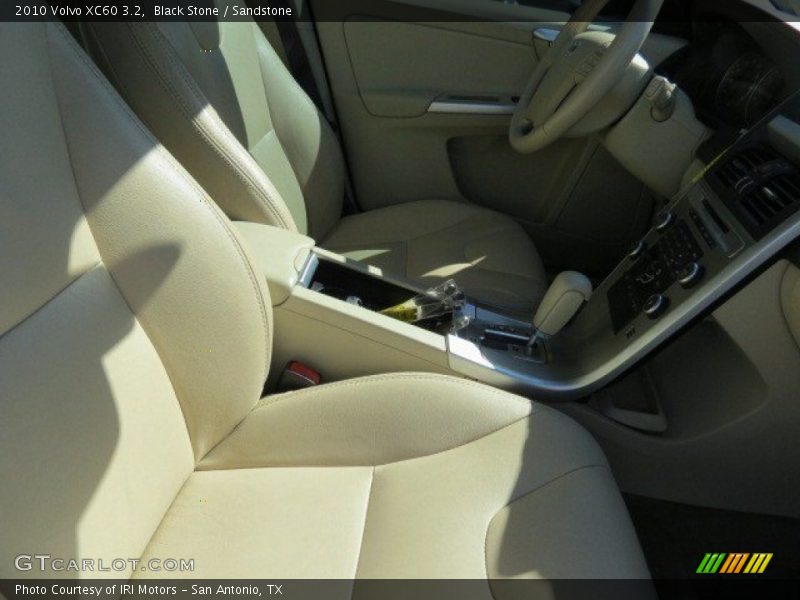 Black Stone / Sandstone 2010 Volvo XC60 3.2
