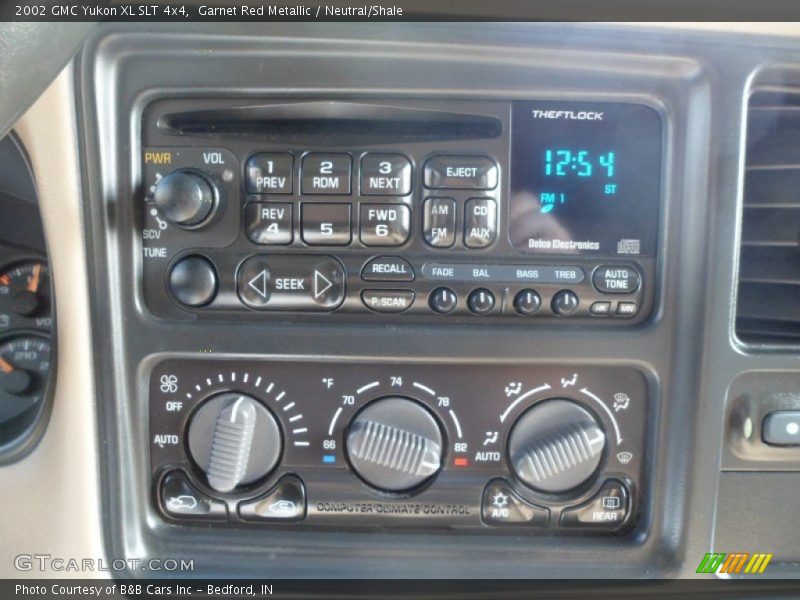 Garnet Red Metallic / Neutral/Shale 2002 GMC Yukon XL SLT 4x4
