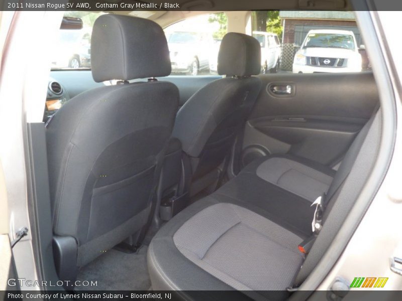 Gotham Gray Metallic / Black 2011 Nissan Rogue SV AWD