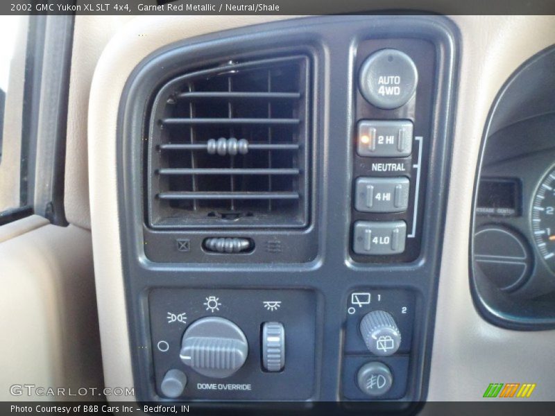 Garnet Red Metallic / Neutral/Shale 2002 GMC Yukon XL SLT 4x4