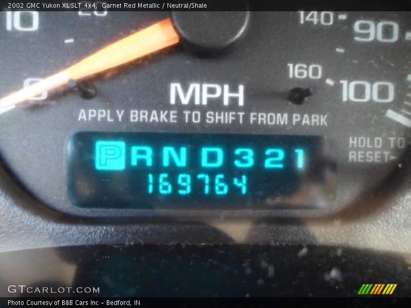 Garnet Red Metallic / Neutral/Shale 2002 GMC Yukon XL SLT 4x4