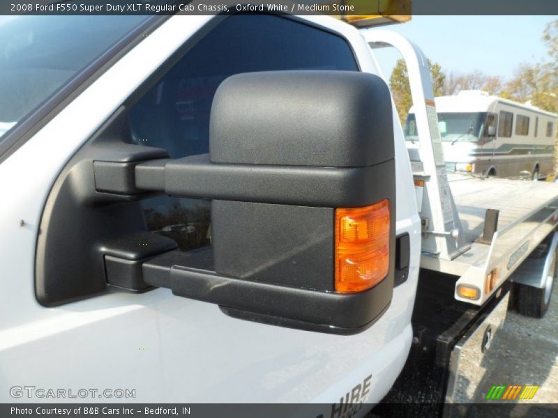 Oxford White / Medium Stone 2008 Ford F550 Super Duty XLT Regular Cab Chassis