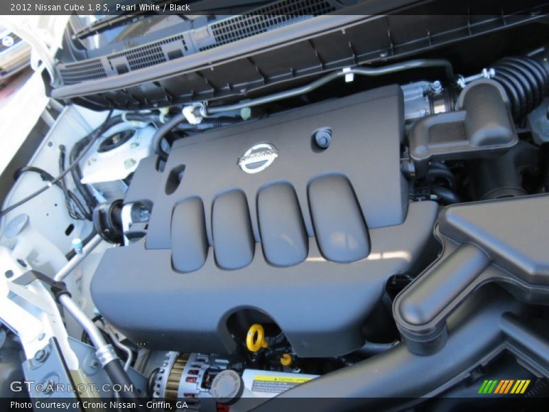 Pearl White / Black 2012 Nissan Cube 1.8 S