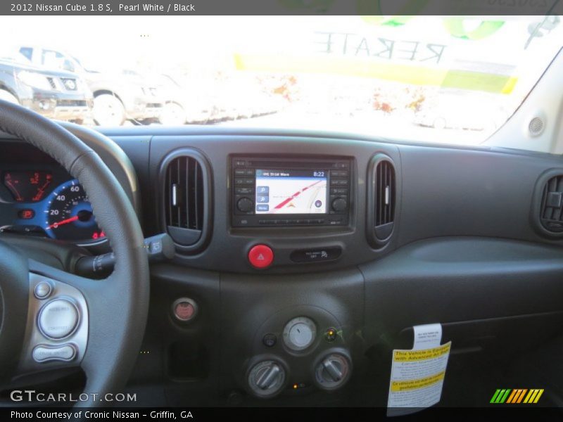Pearl White / Black 2012 Nissan Cube 1.8 S
