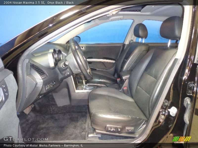 Onyx Black / Black 2004 Nissan Maxima 3.5 SE