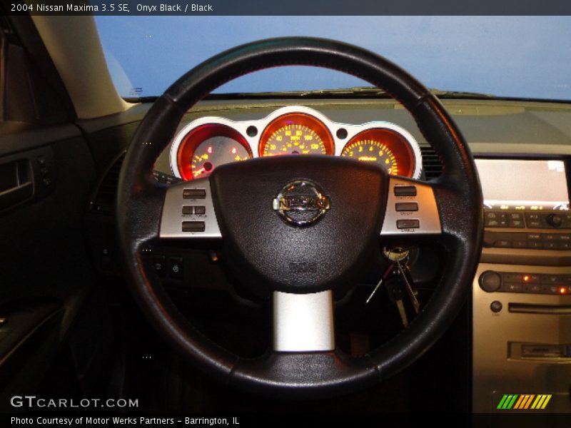 Onyx Black / Black 2004 Nissan Maxima 3.5 SE