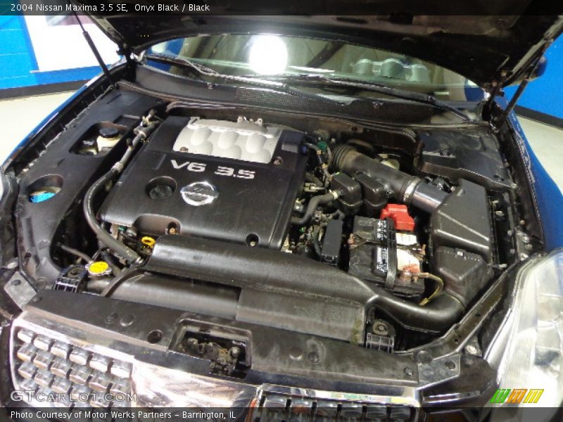 Onyx Black / Black 2004 Nissan Maxima 3.5 SE