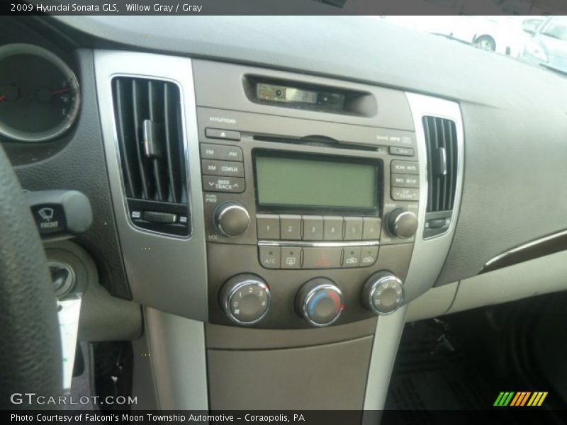 Willow Gray / Gray 2009 Hyundai Sonata GLS